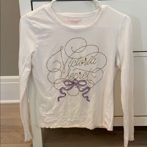 Victoria’s Secret Long-sleeve Pajama Top!